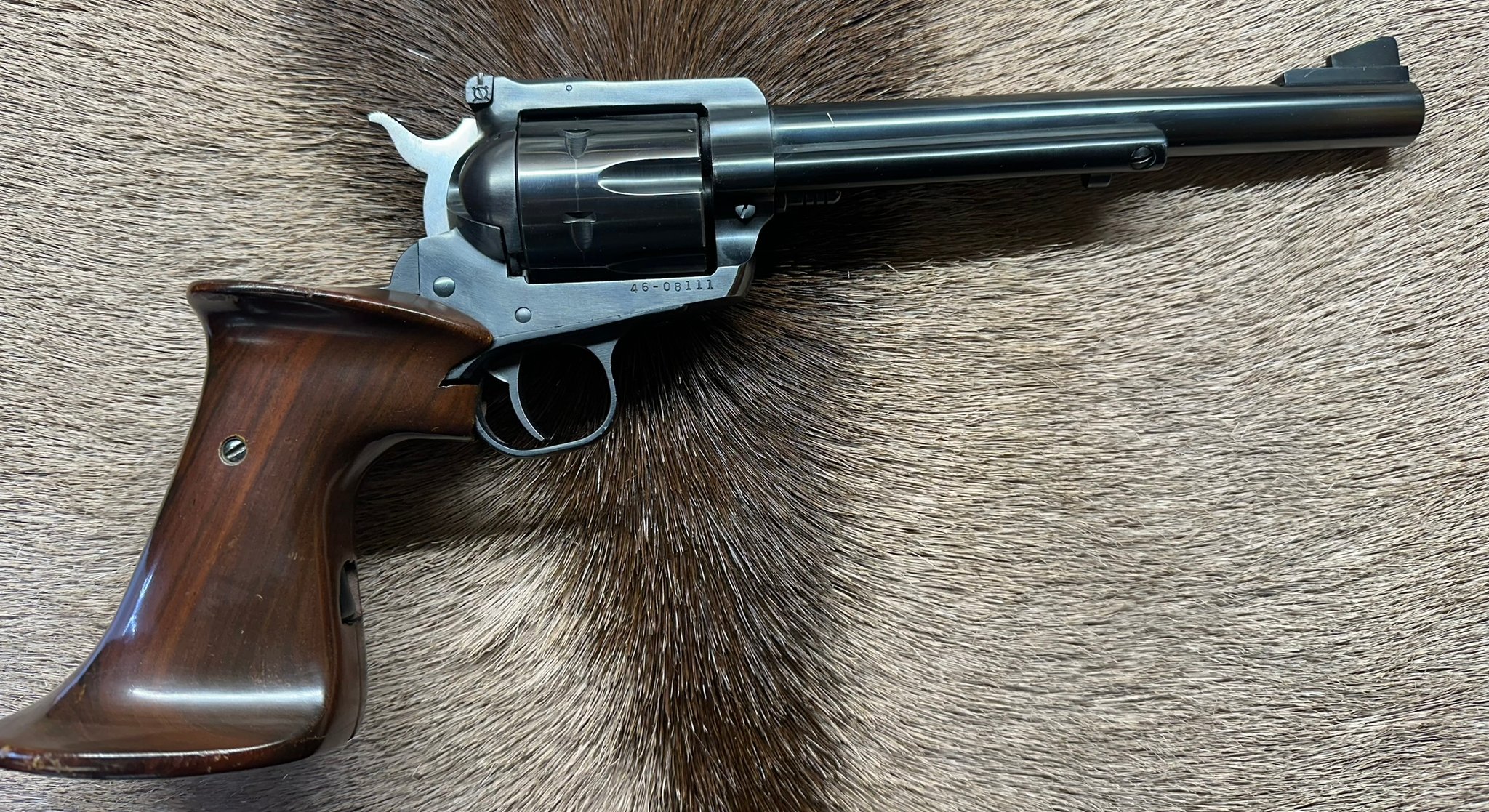 RUGER NEW MODEL BLACKHAWK