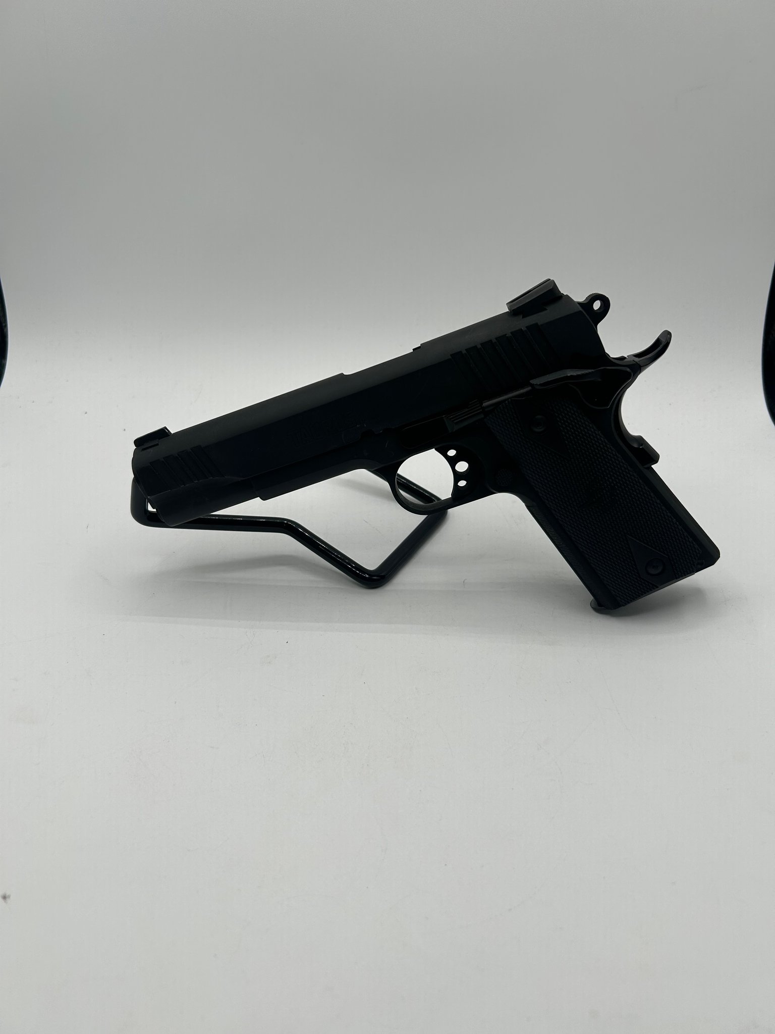 TAURUS 1911