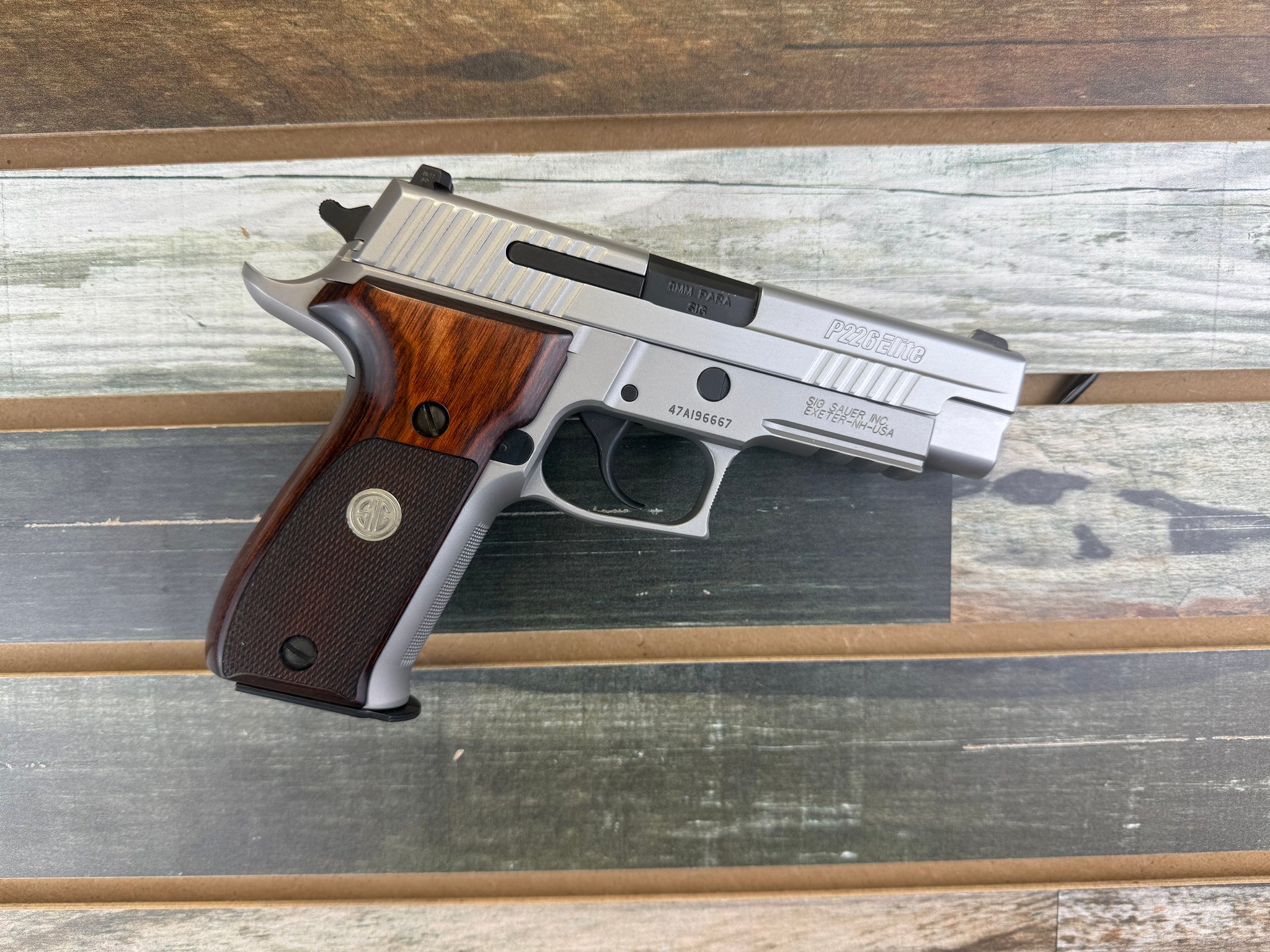 SIG SAUER P226