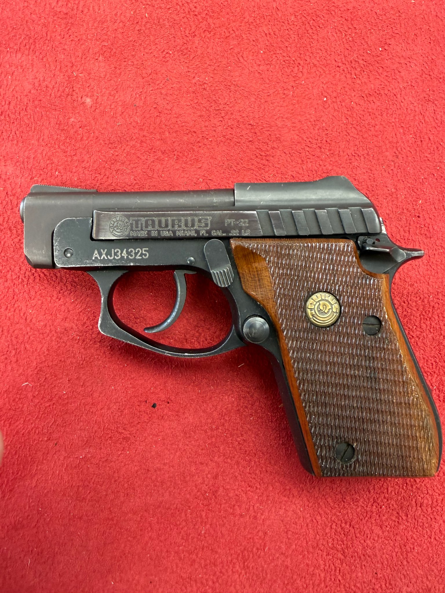 TAURUS PT-22