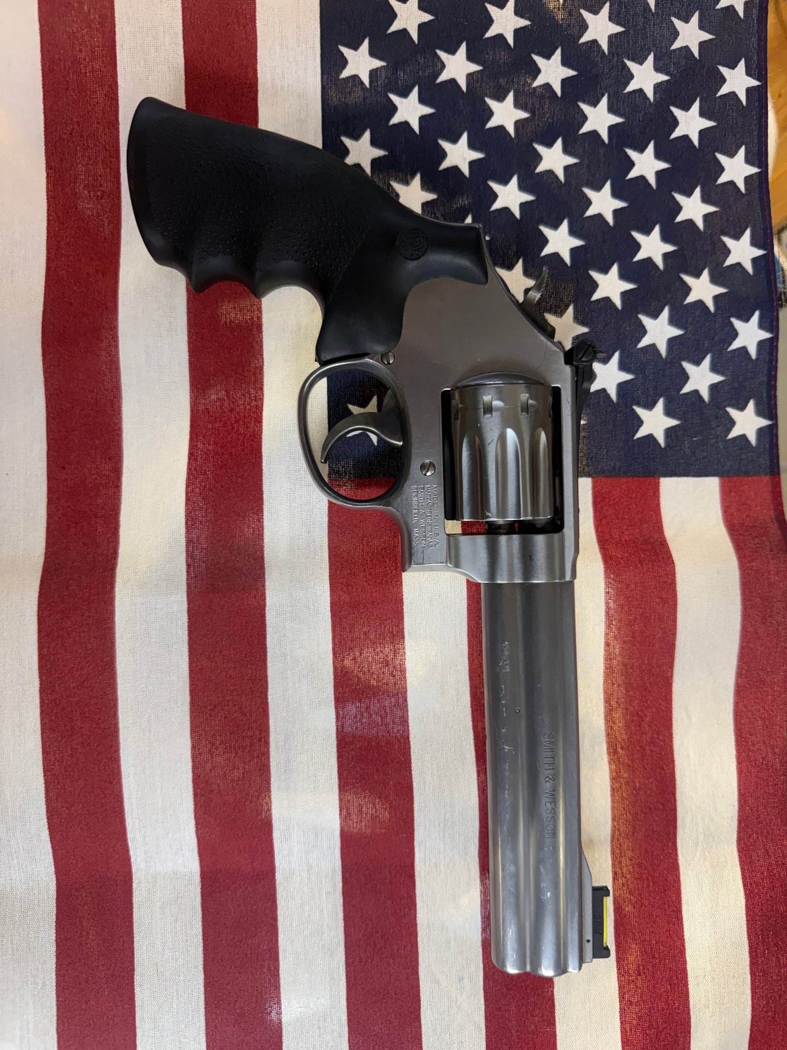 SMITH & WESSON 617-6
