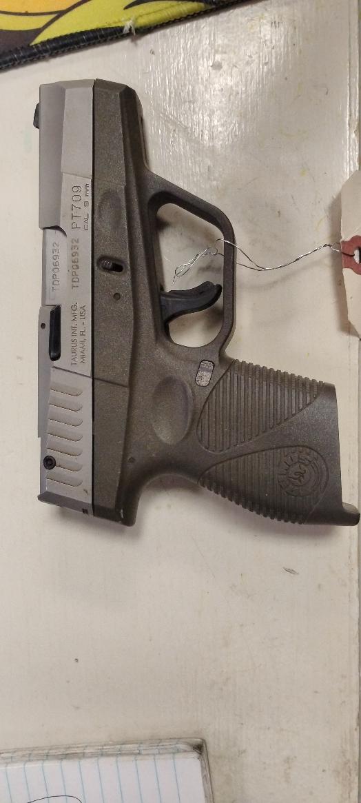 TAURUS PT-709 SLIM