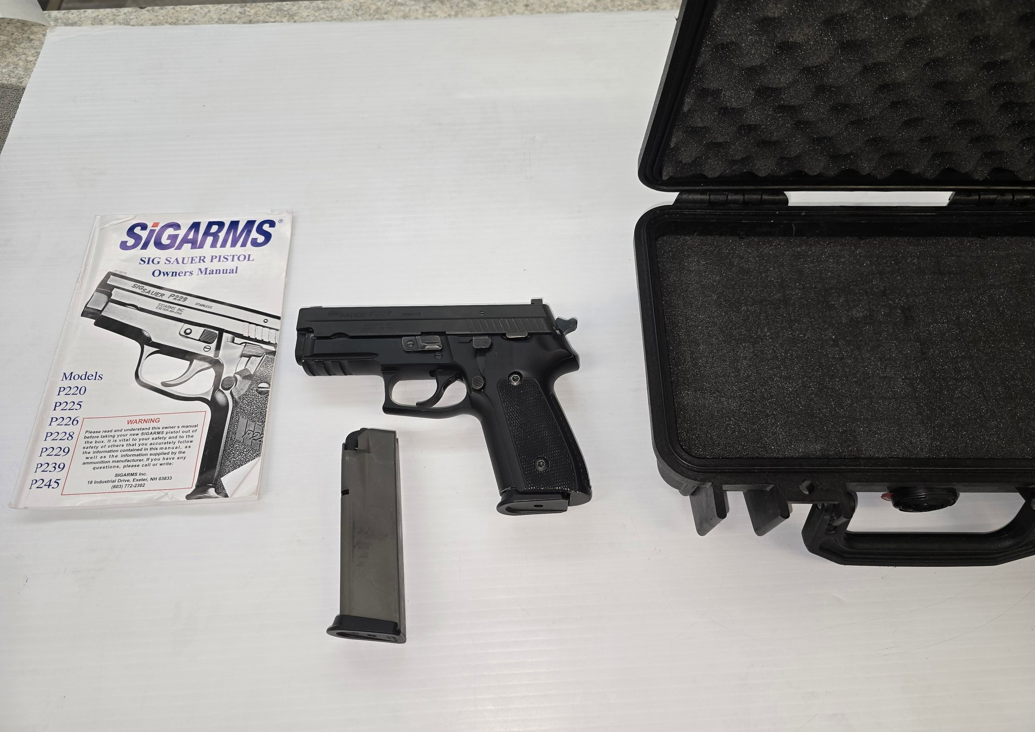 SIG SAUER P229