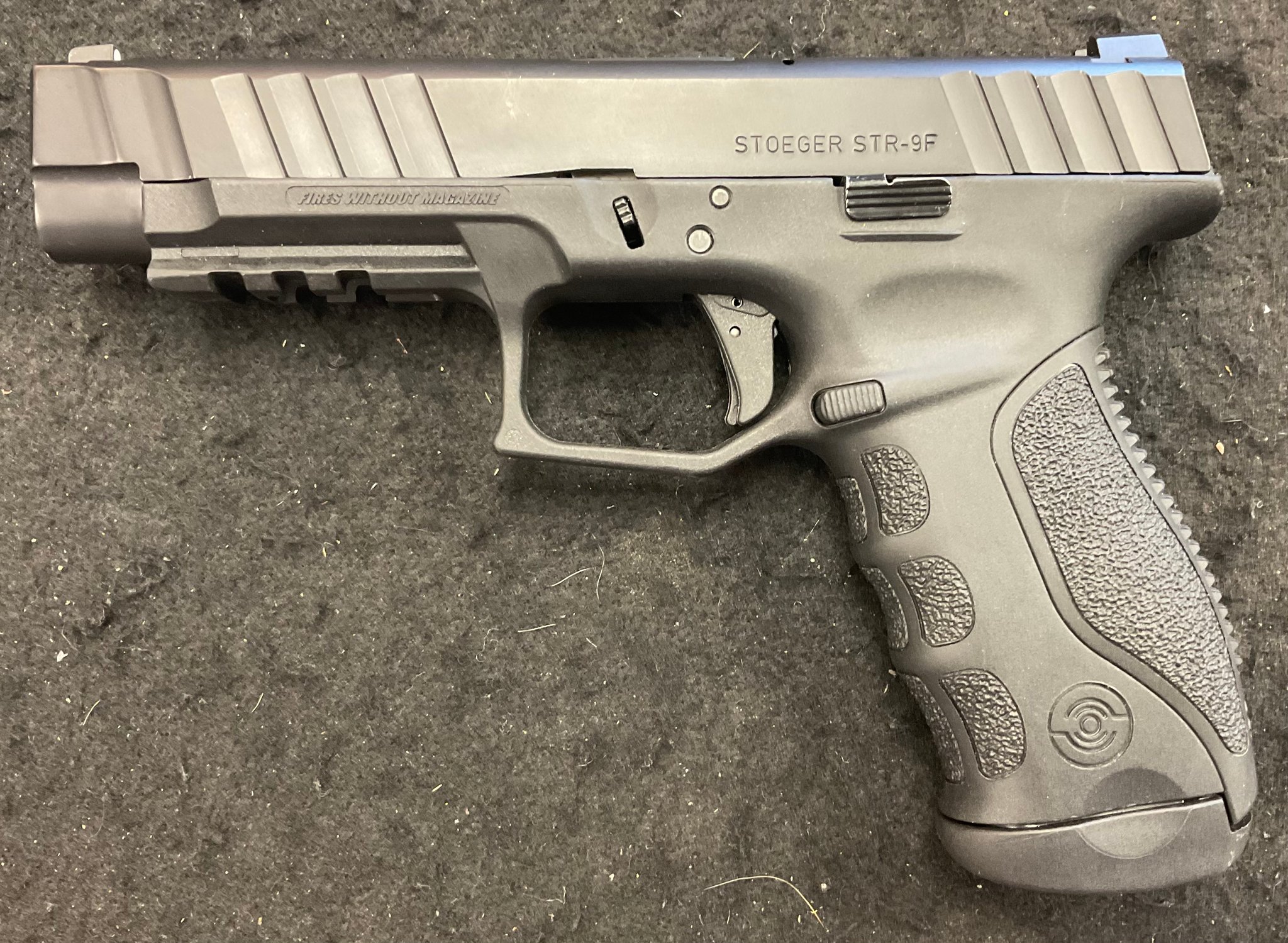 Stoeger STR-9F 9mm Semi-Auto Pistol 3.5in Barrel Black