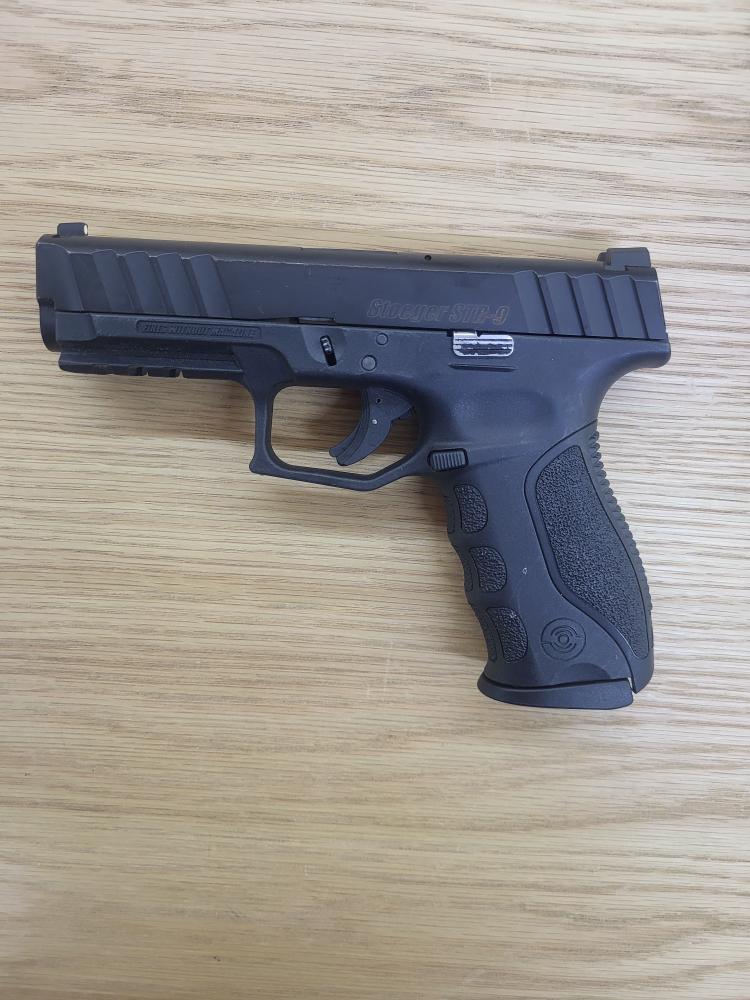 STOEGER STR-9