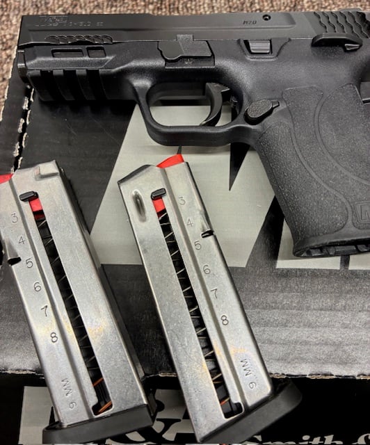 SMITH & WESSON M&P9 SHIELD EZ M2.0