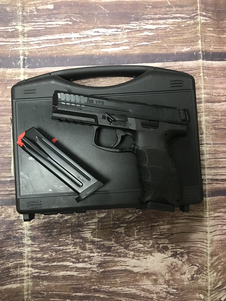 HECKLER & KOCH VP9 OR (Missing Rear Sight)