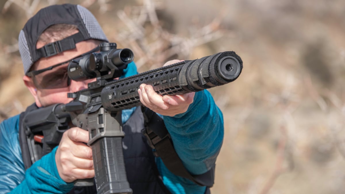 shooting AR-style rifle with Zeroed 36