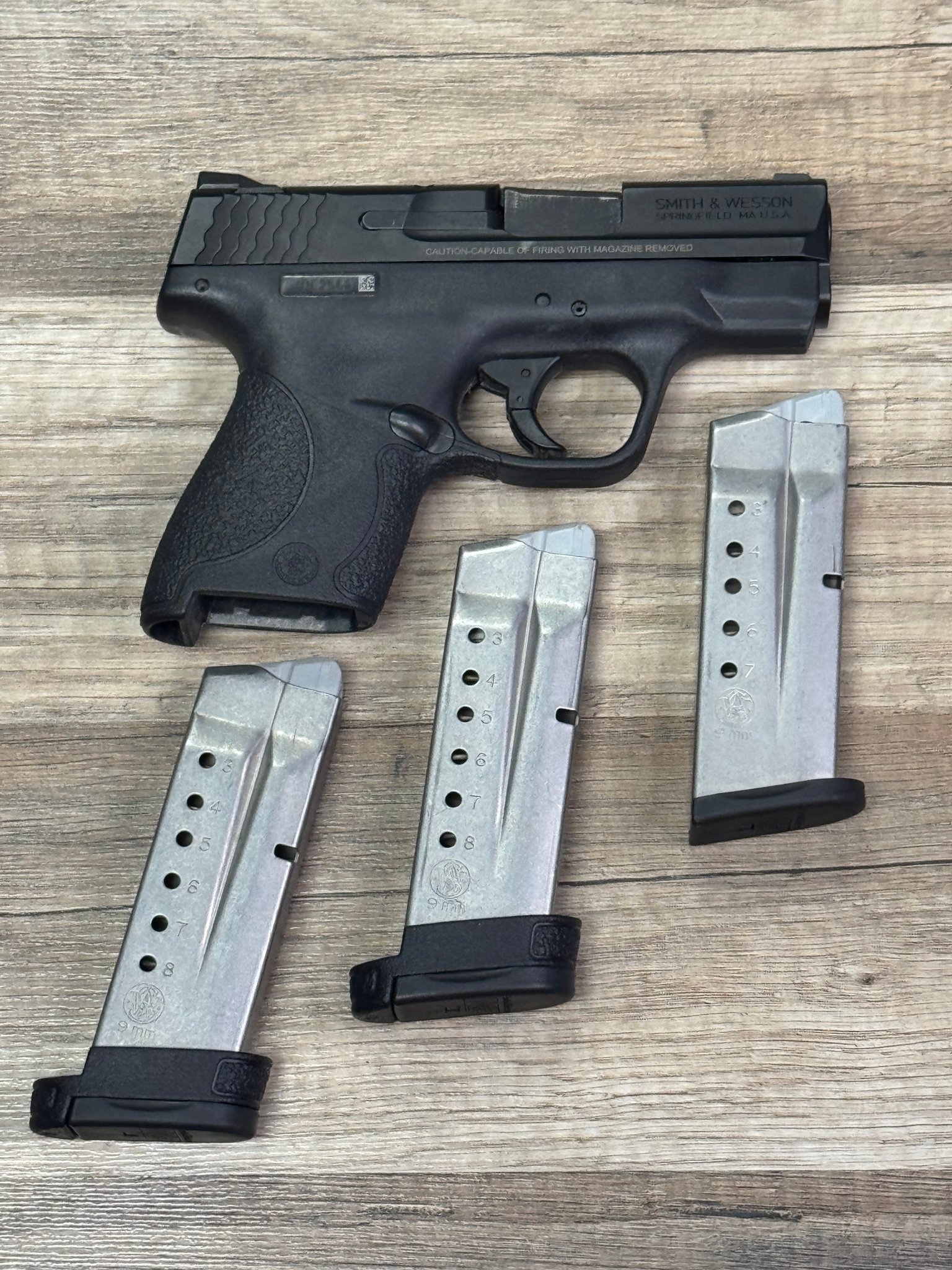 SMITH & WESSON M&P9 SHIELD