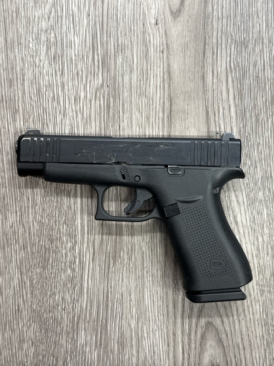GLOCK 48