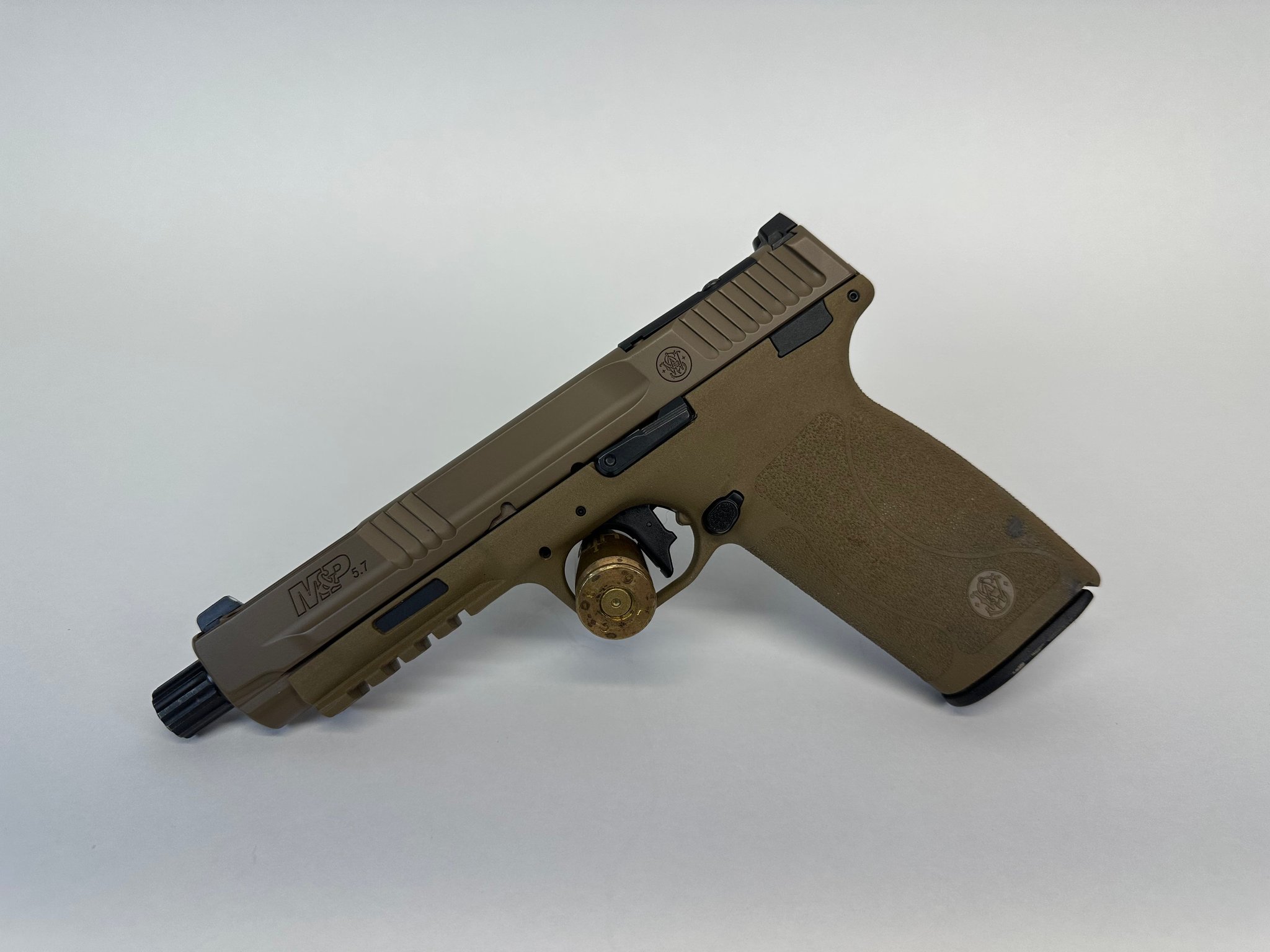SMITH & WESSON M&P 5.7