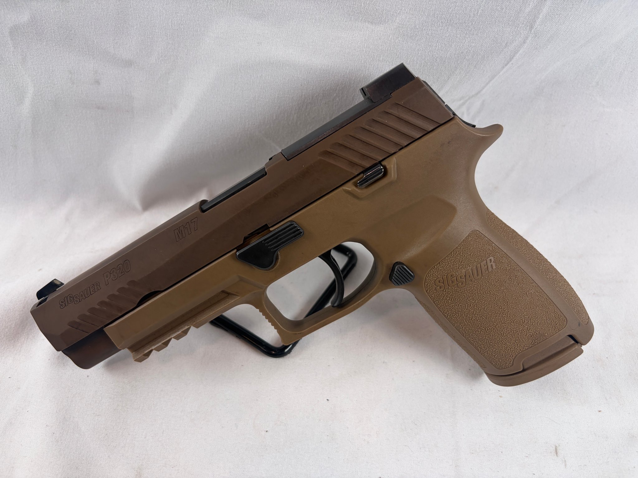 SIG SAUER P320 M17