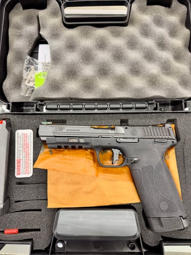 SMITH & WESSON M&P22 MAGNUM