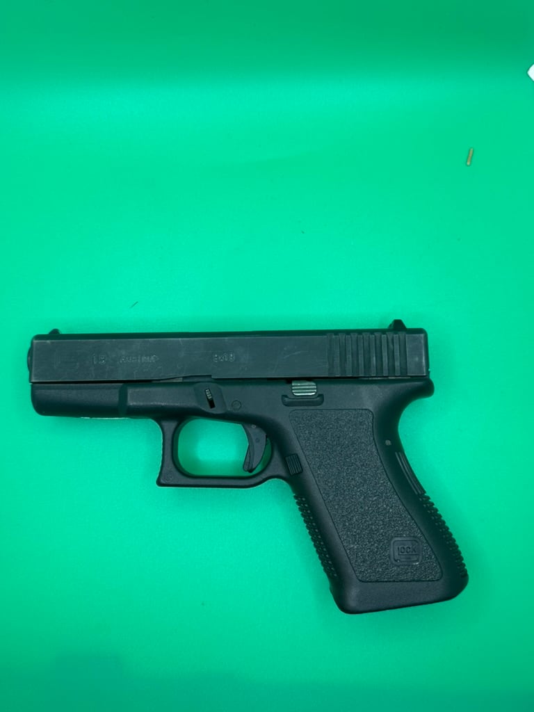GLOCK 19