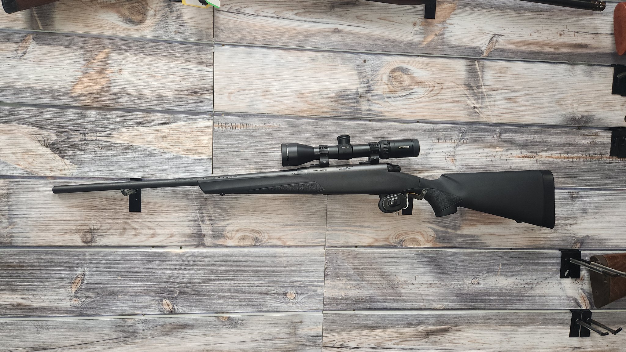 REMINGTON 783 With Vortex Scope