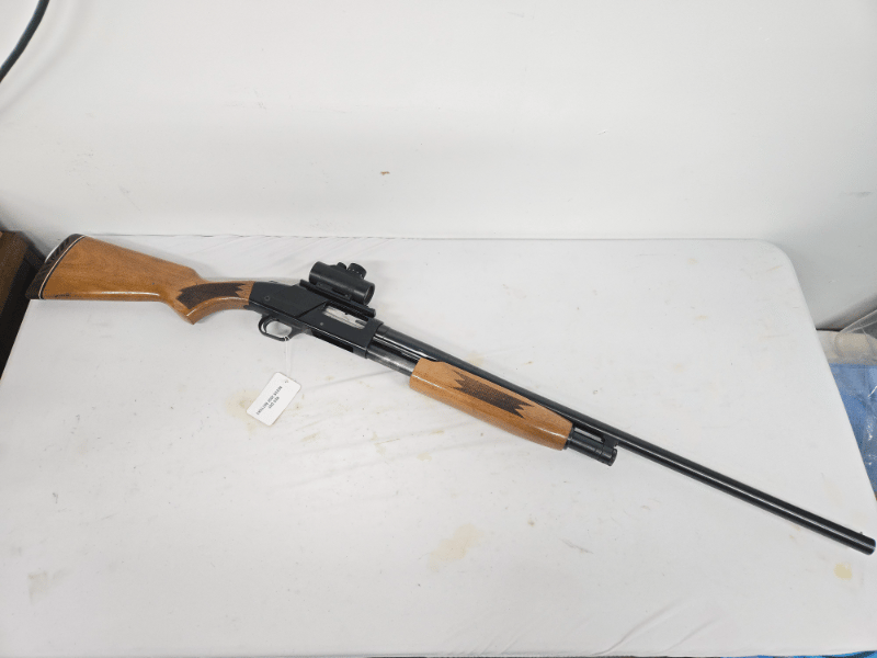 MOSSBERG 500A w/Red Dot
