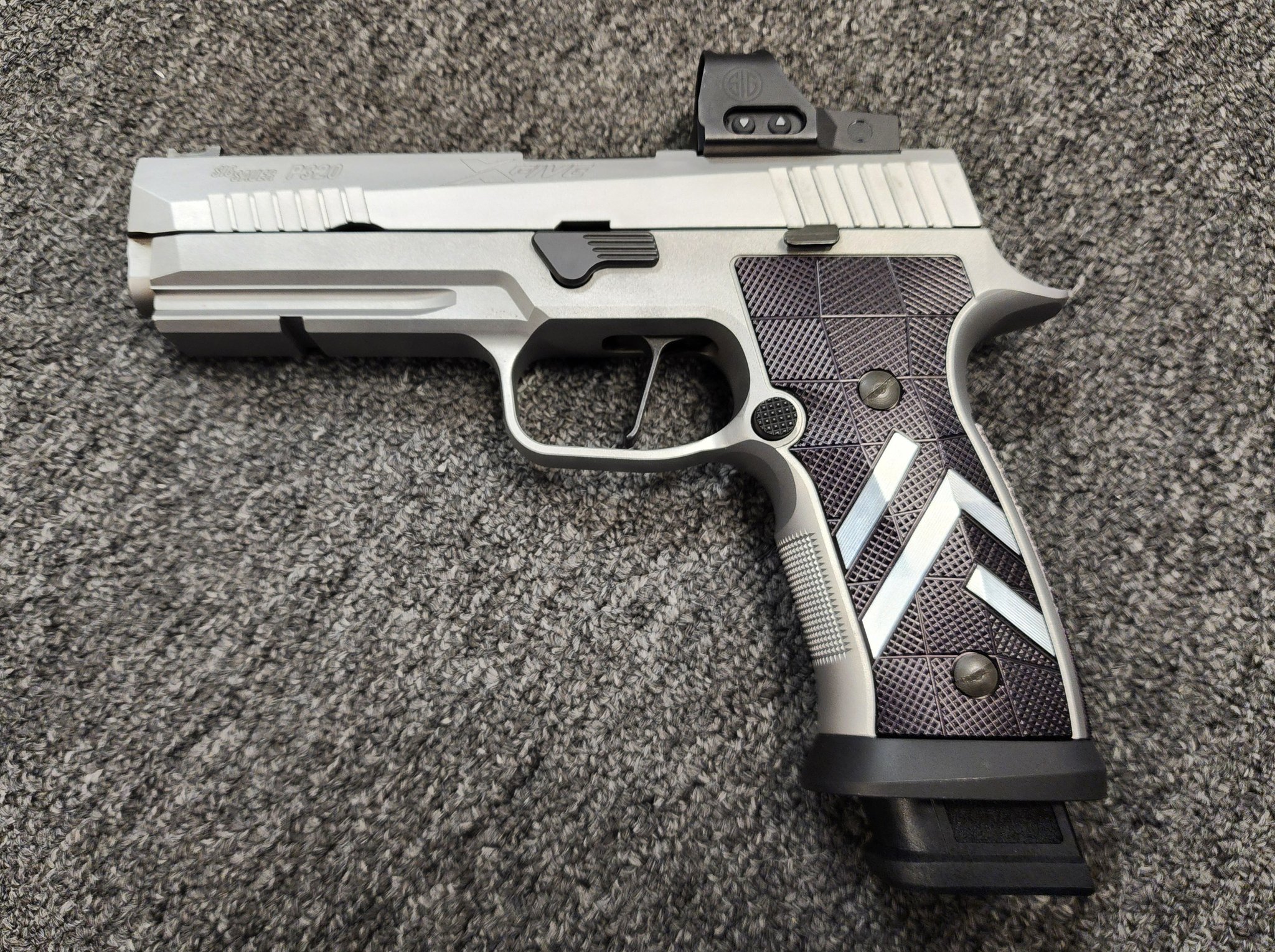 SIG SAUER P320 SXG