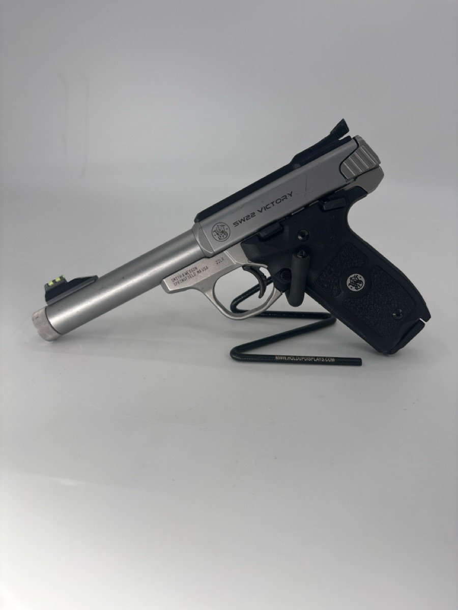 SMITH & WESSON SW22 VICTORY