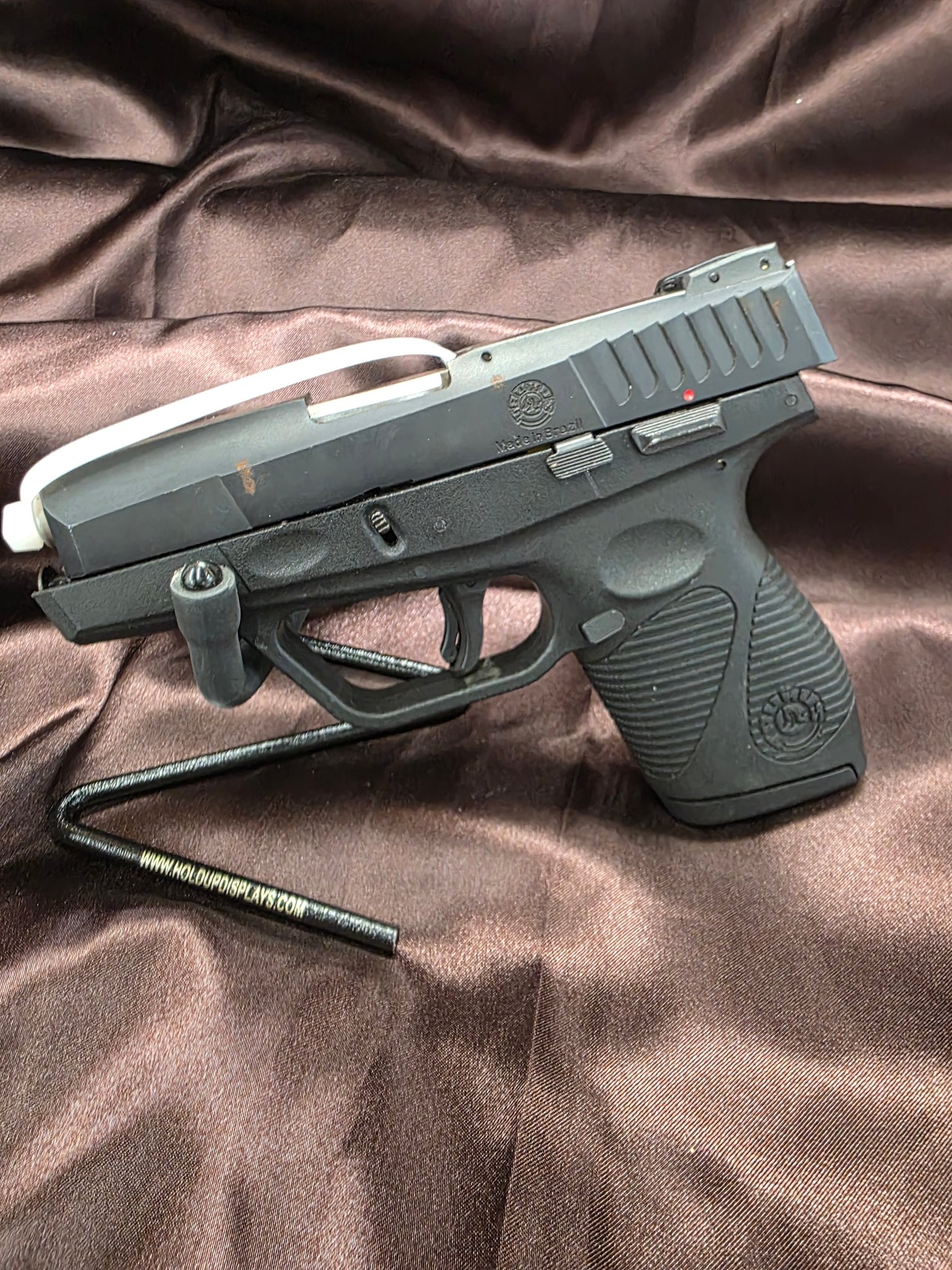TAURUS 709 Slim
