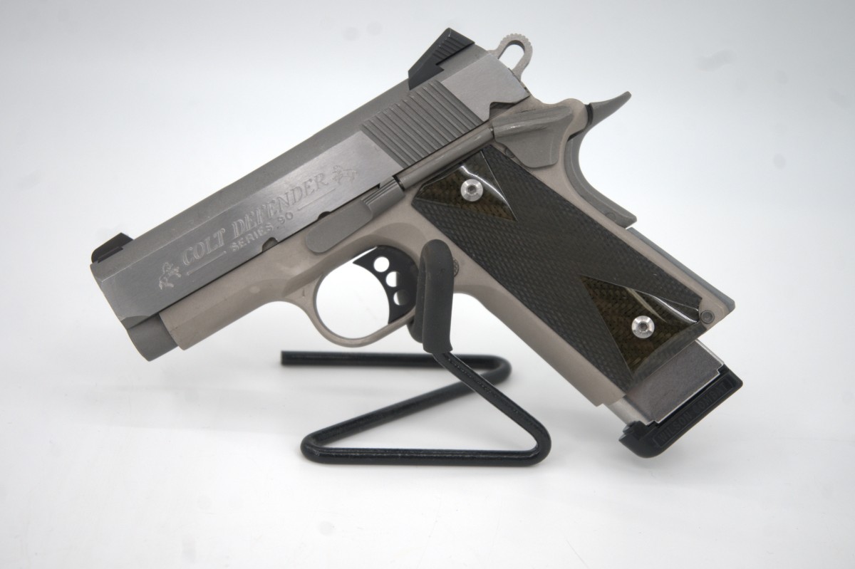 COLT DEFENDER SERIES 90