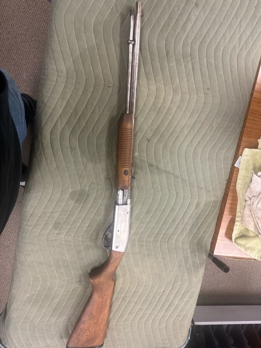 REMINGTON 572 FIELDMASTER