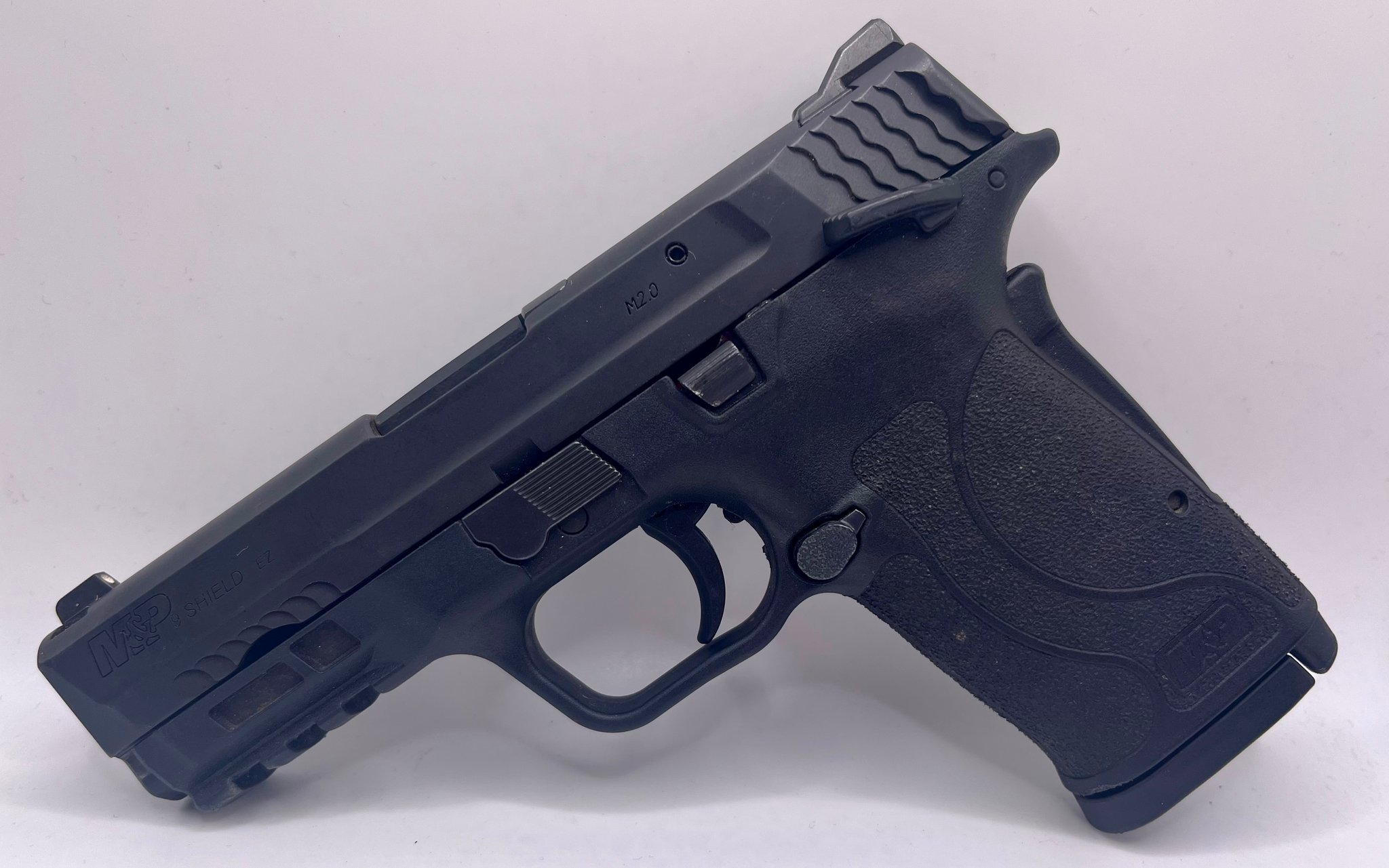 SMITH & WESSON M&P 9 SHIELD EZ
