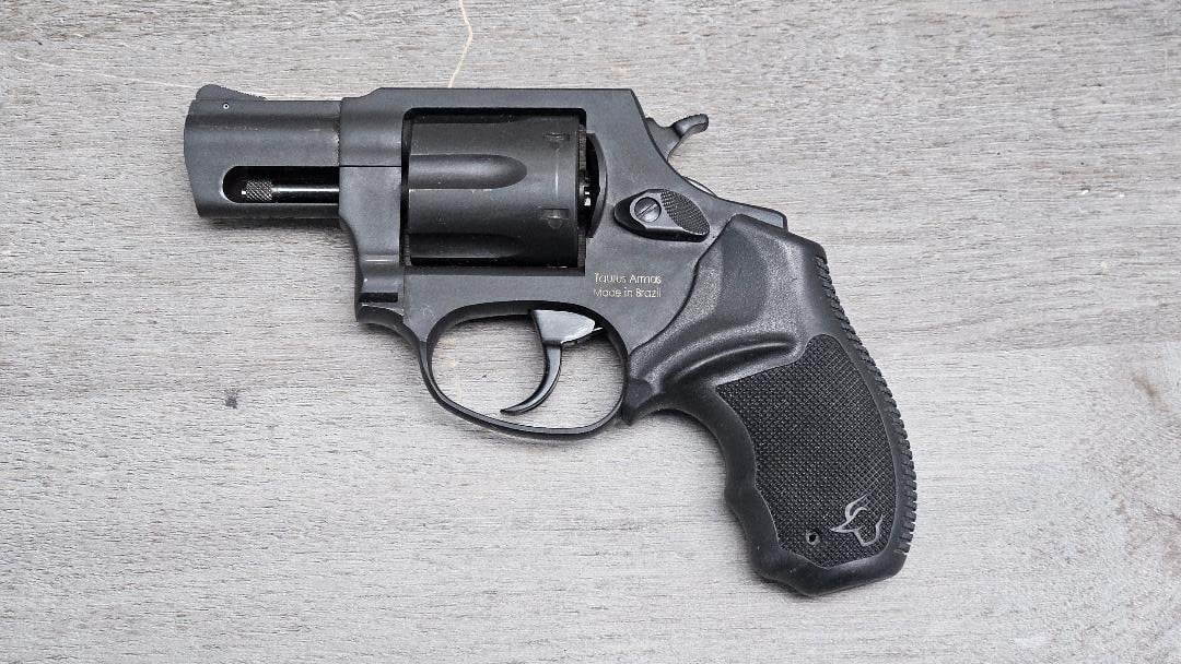 TAURUS MODEL 856