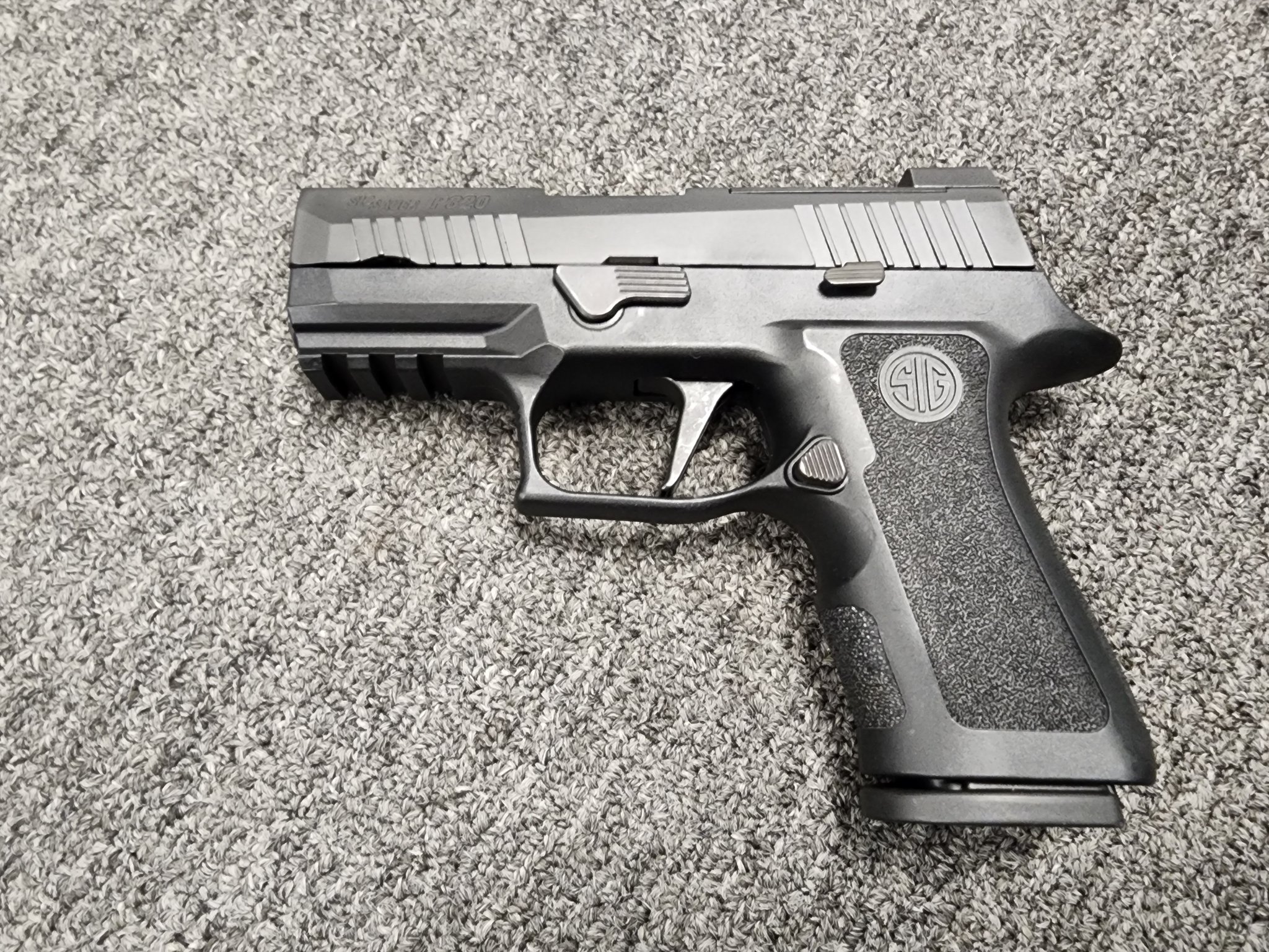 SIG SAUER P320 X-COMPACT