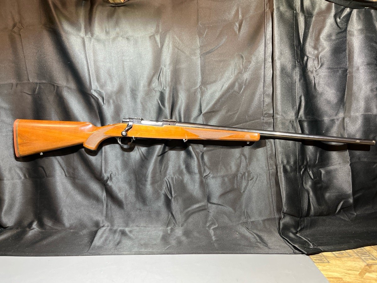 RUGER M77 HAWKEYE