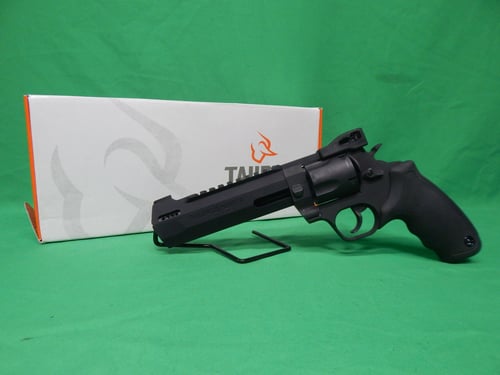 TAURUS RAGING HUNTER