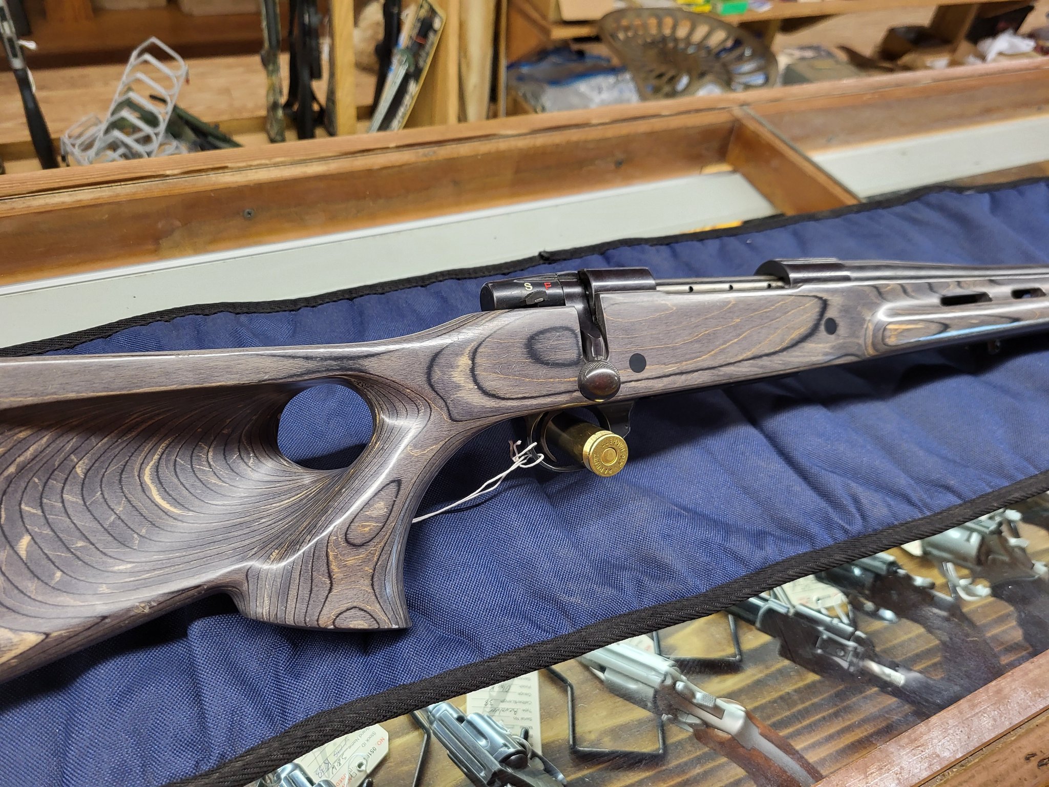 WEATHERBY VANGUARD .257 wby mag
