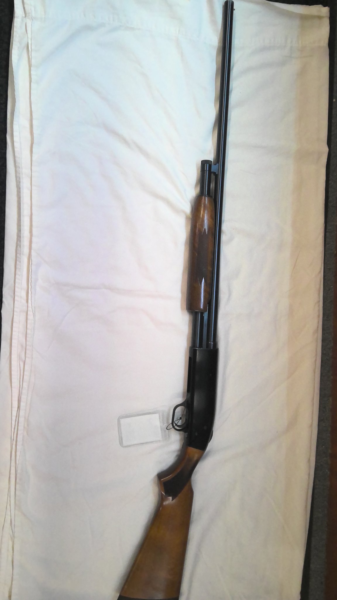 MOSSBERG 500