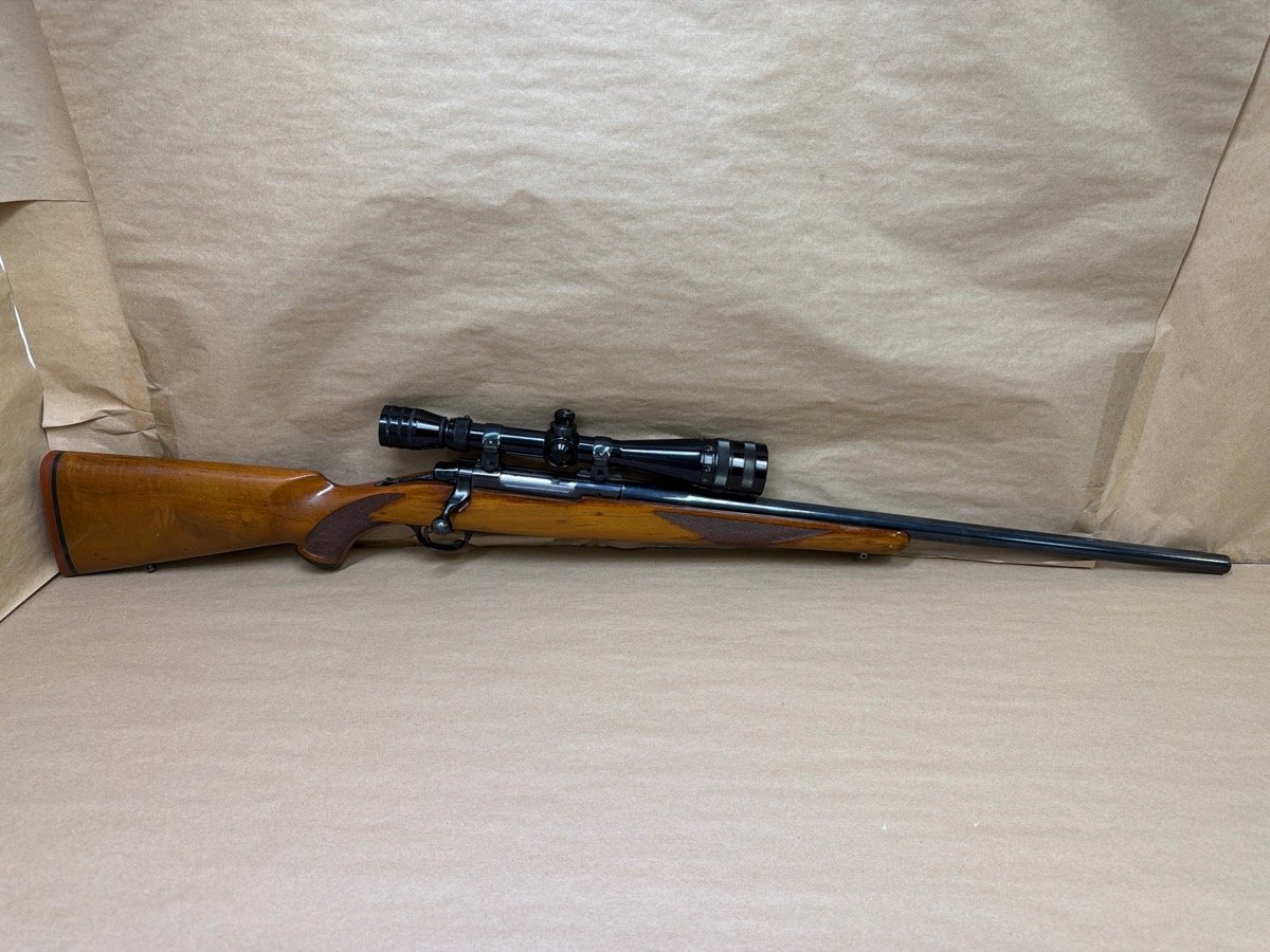 RUGER M-77