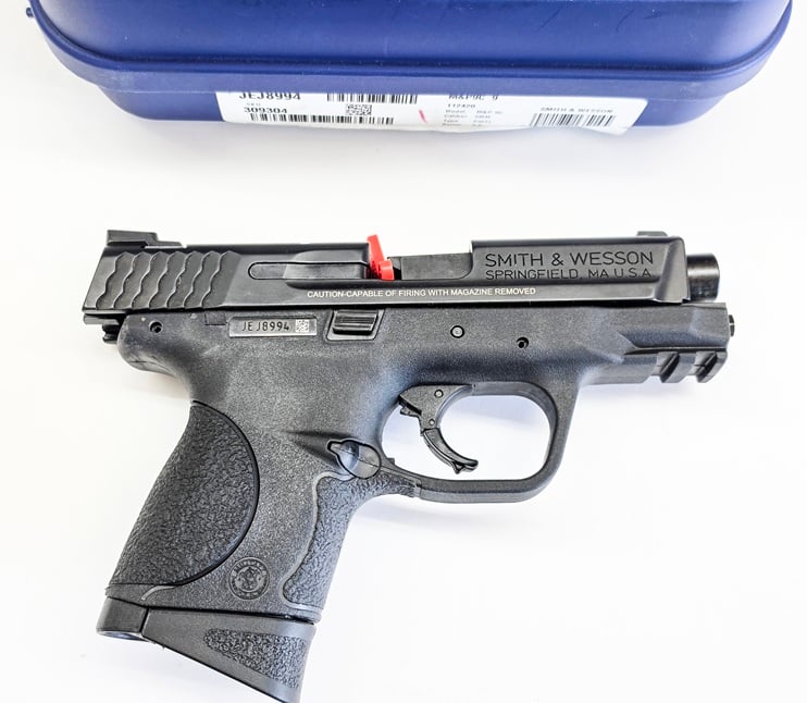 SMITH & WESSON MODEL M&P9C CHAMBERED IN 9MM