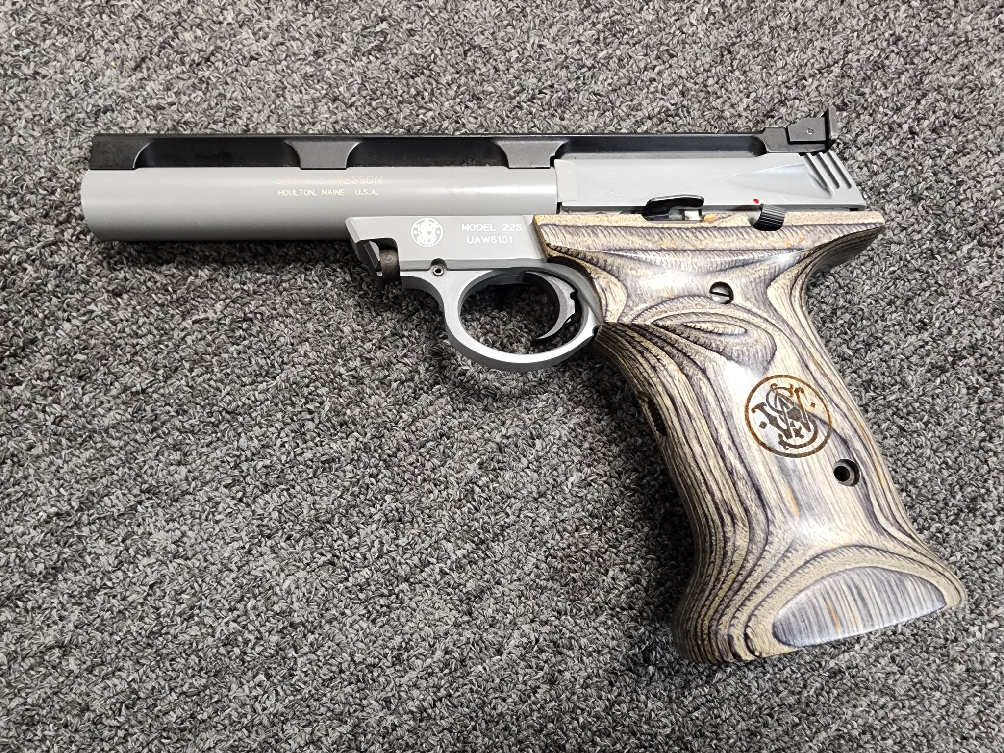 SMITH & WESSON 22S