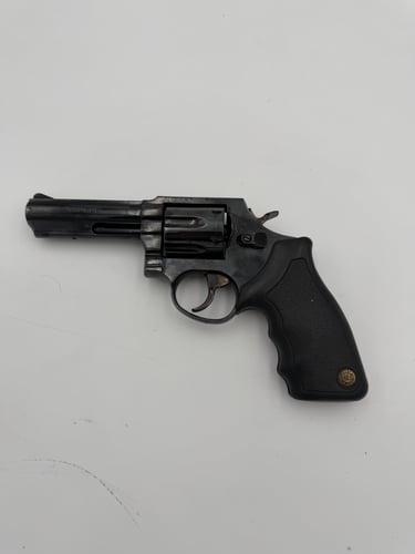 TAURUS 82