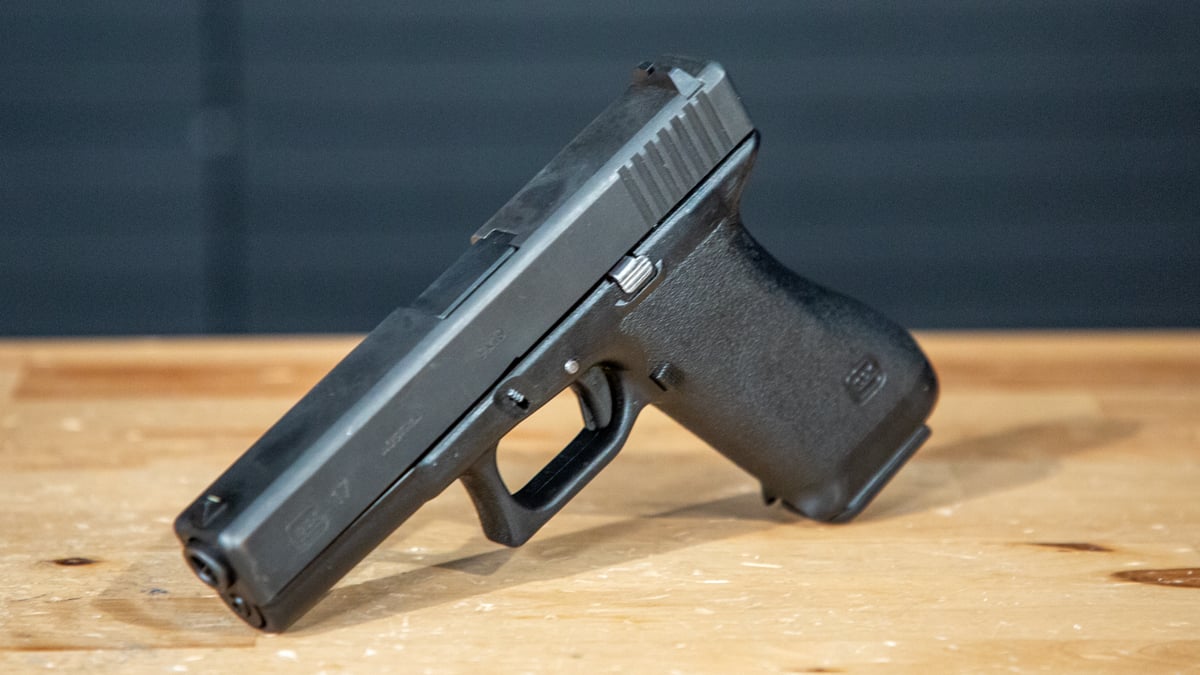 Glock 17 first generation