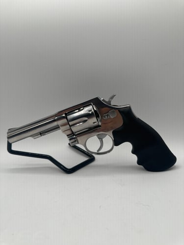 TAURUS 82
