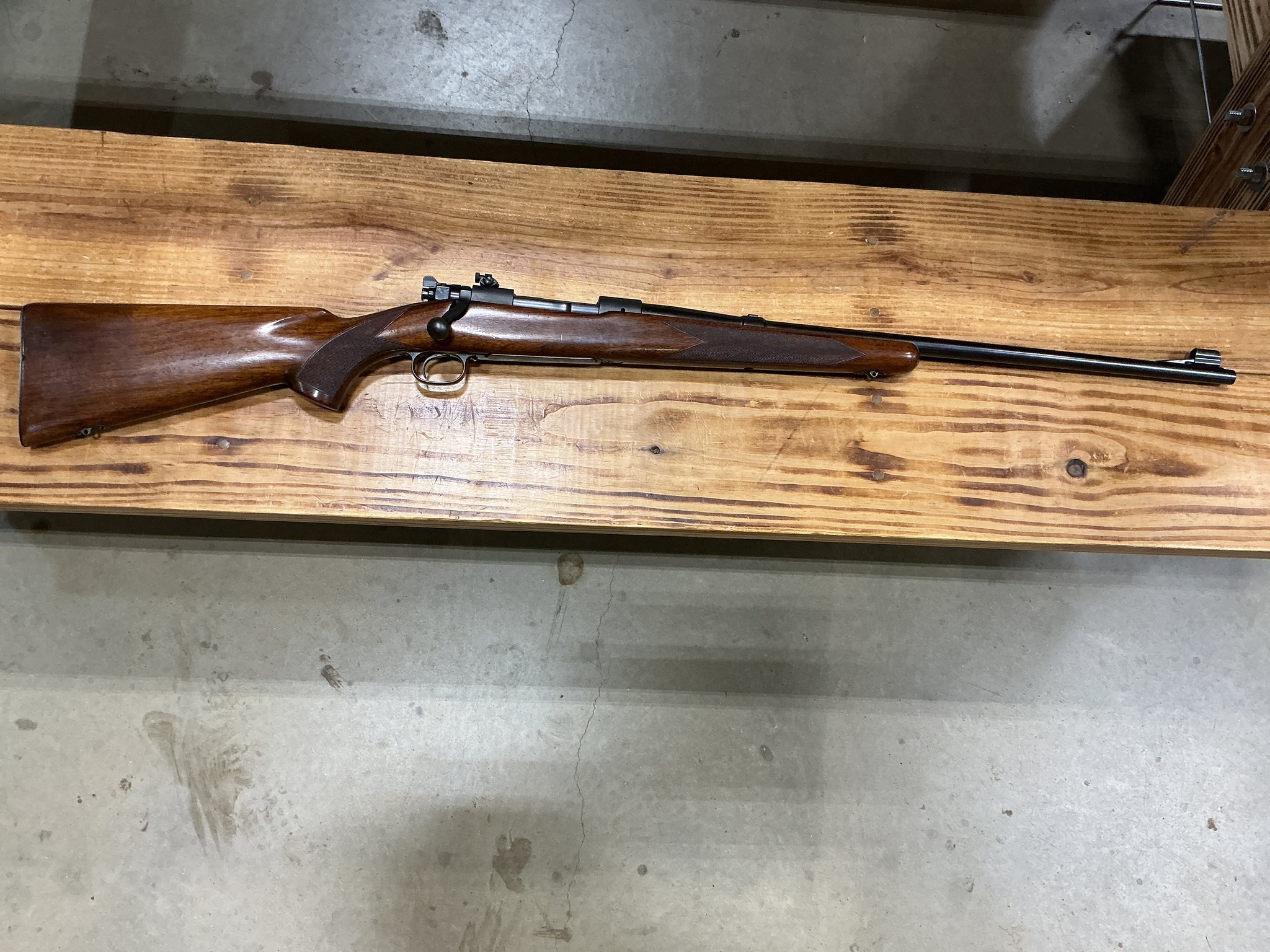 WINCHESTER 70
