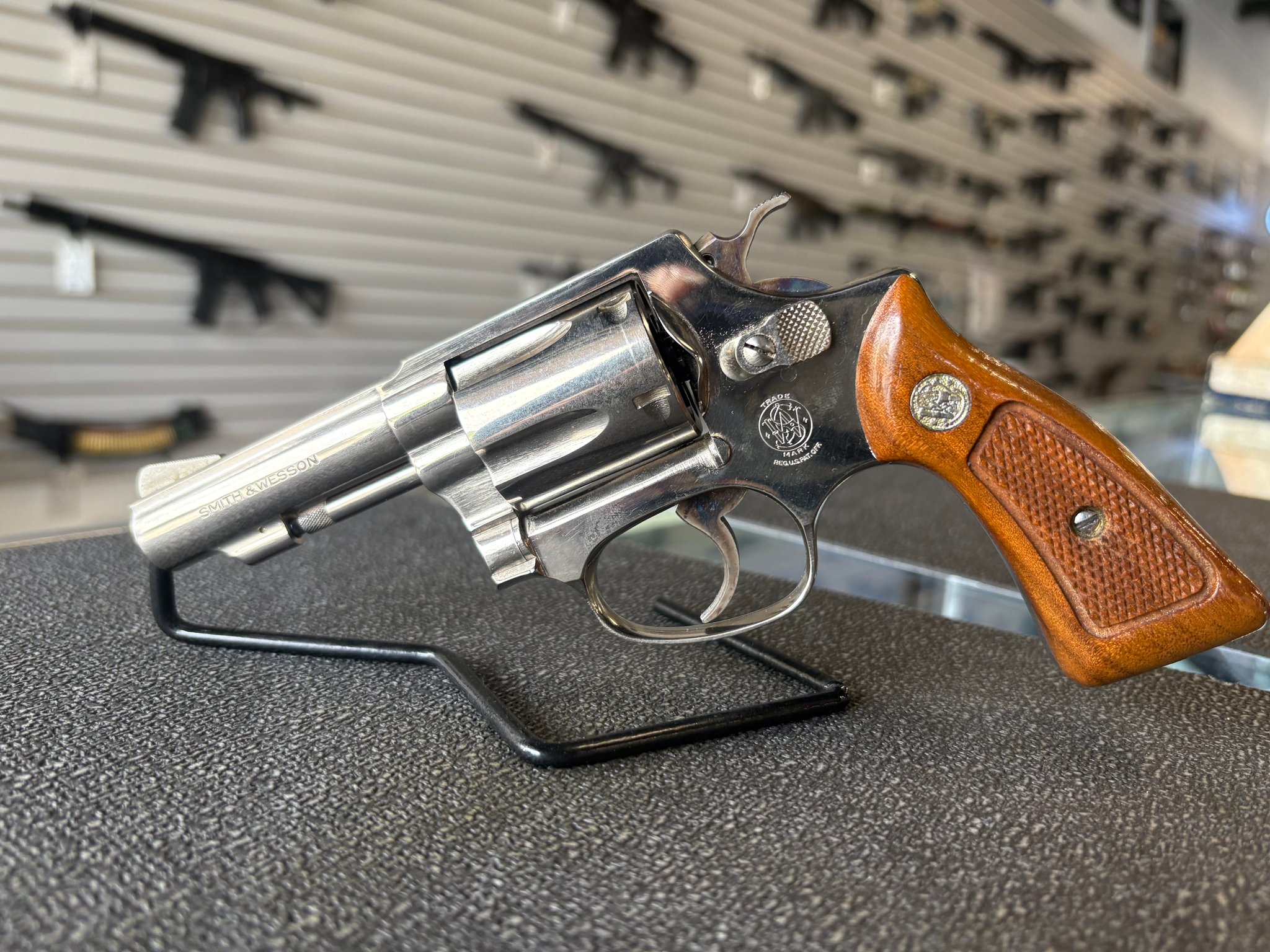 SMITH & WESSON 36-1