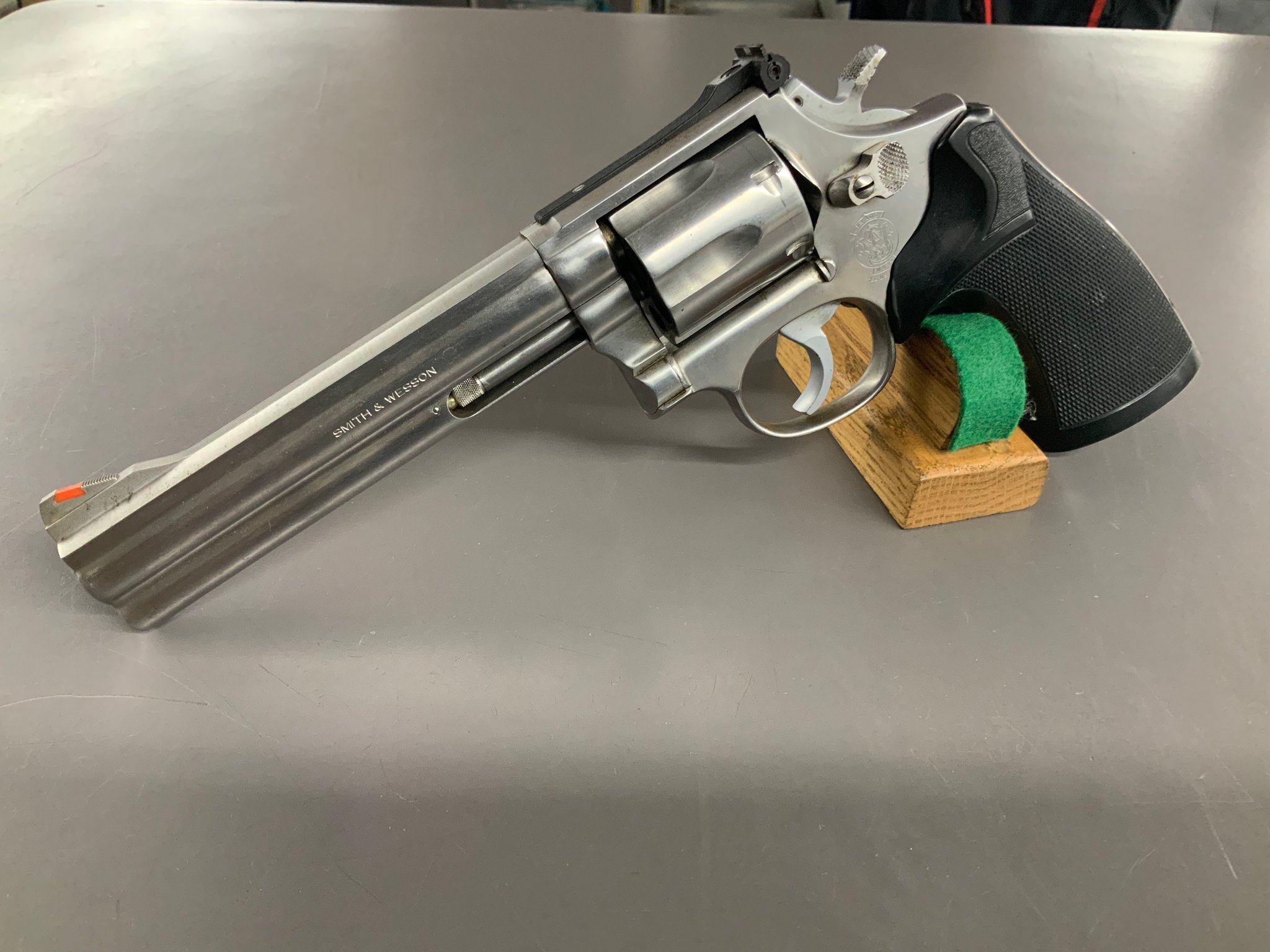 SMITH & WESSON 686