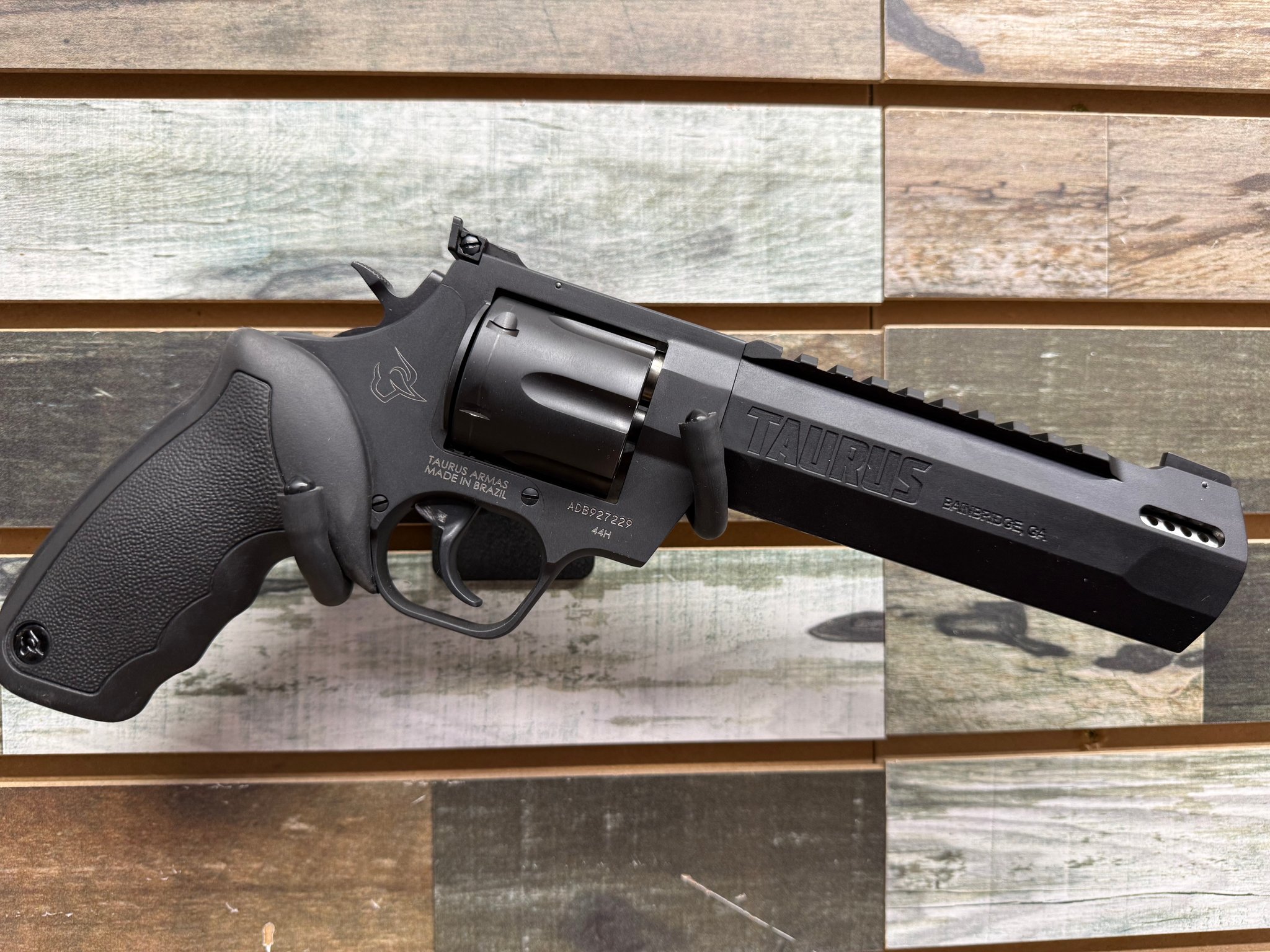 TAURUS TAURUS RAGING HUNTER