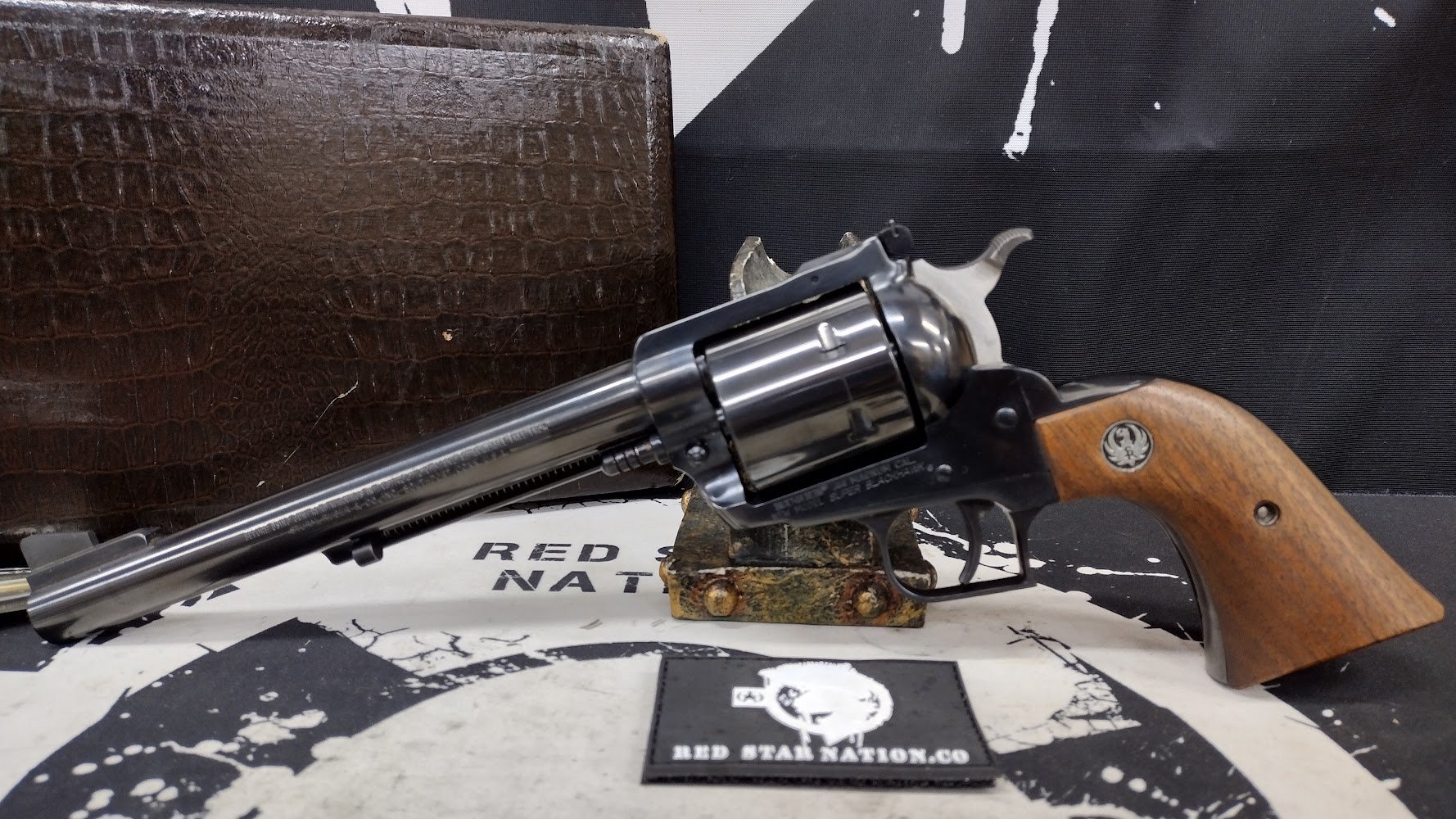 RUGER NEW MODEL SUPER BLACK HAWK
