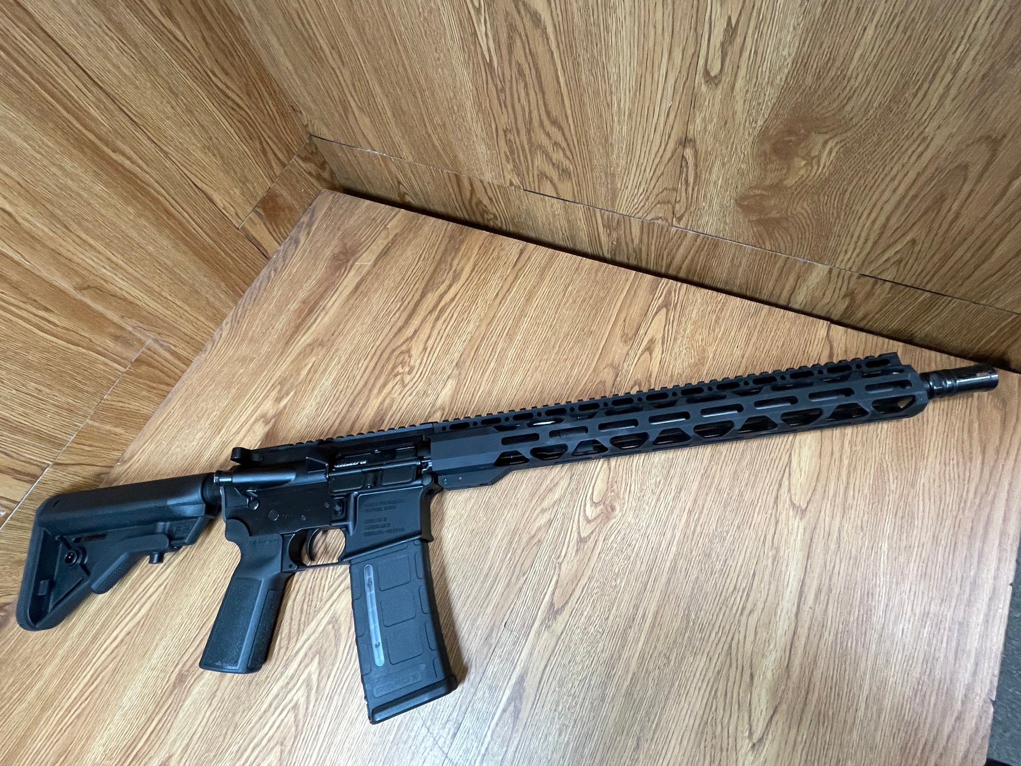 RADICAL FIREARMS rf-15