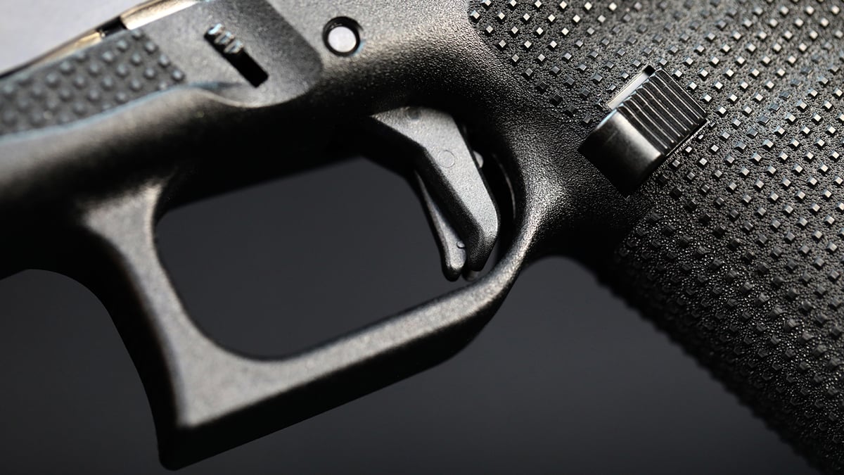 Glock G17 Gen6 trigger guard
