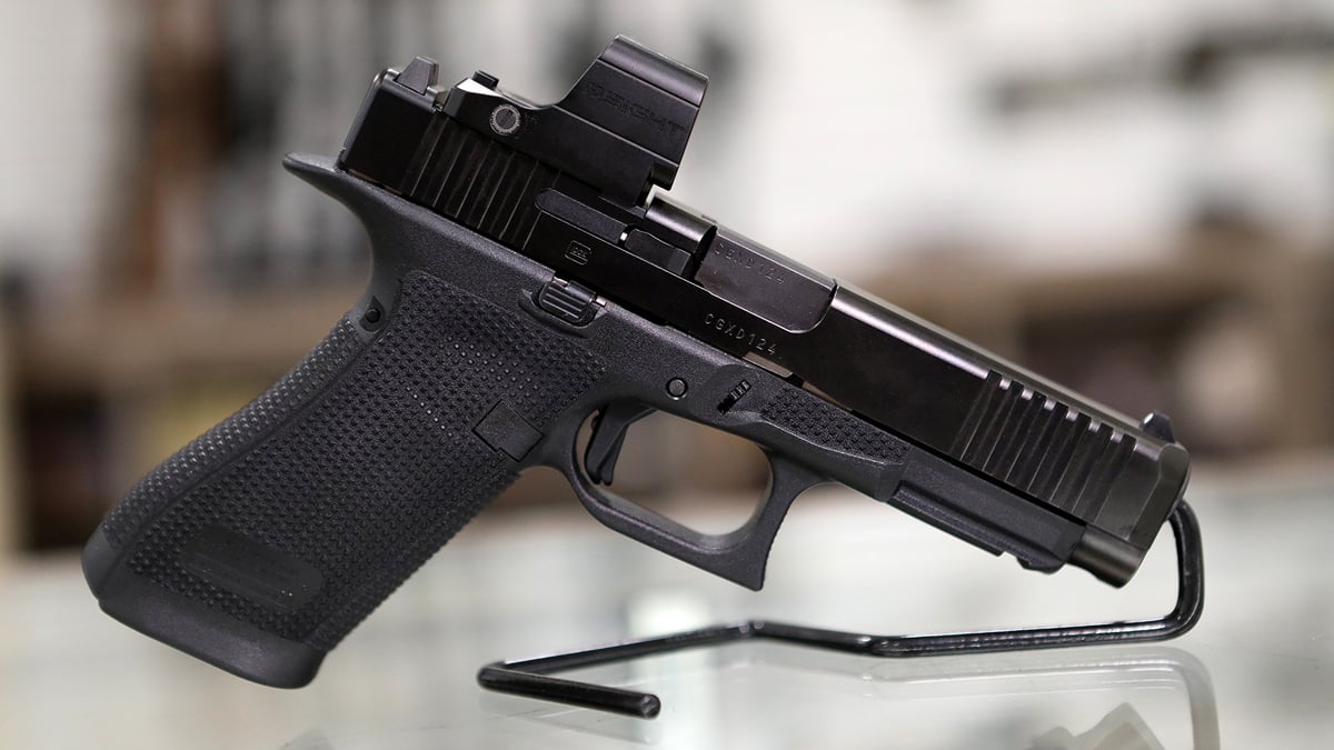 Glock G17 Gen6 with Osight XR