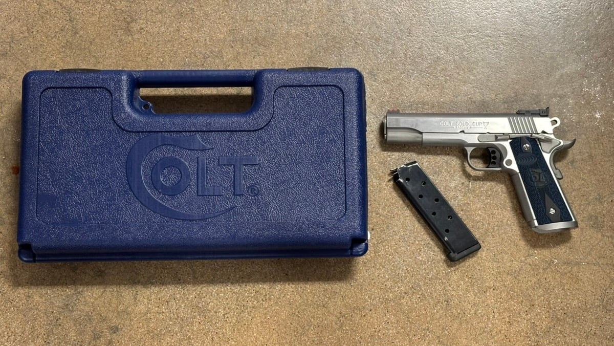 COLT GOLD CUP TROPHY 05070XE