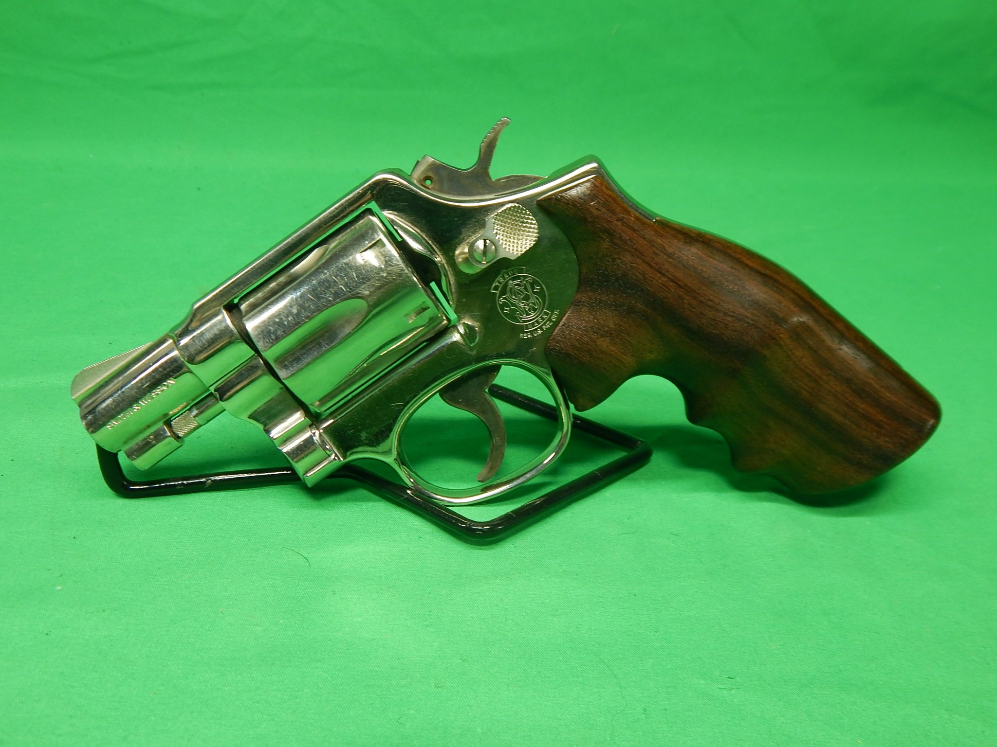 SMITH & WESSON 12-3 AIRWEIGHT