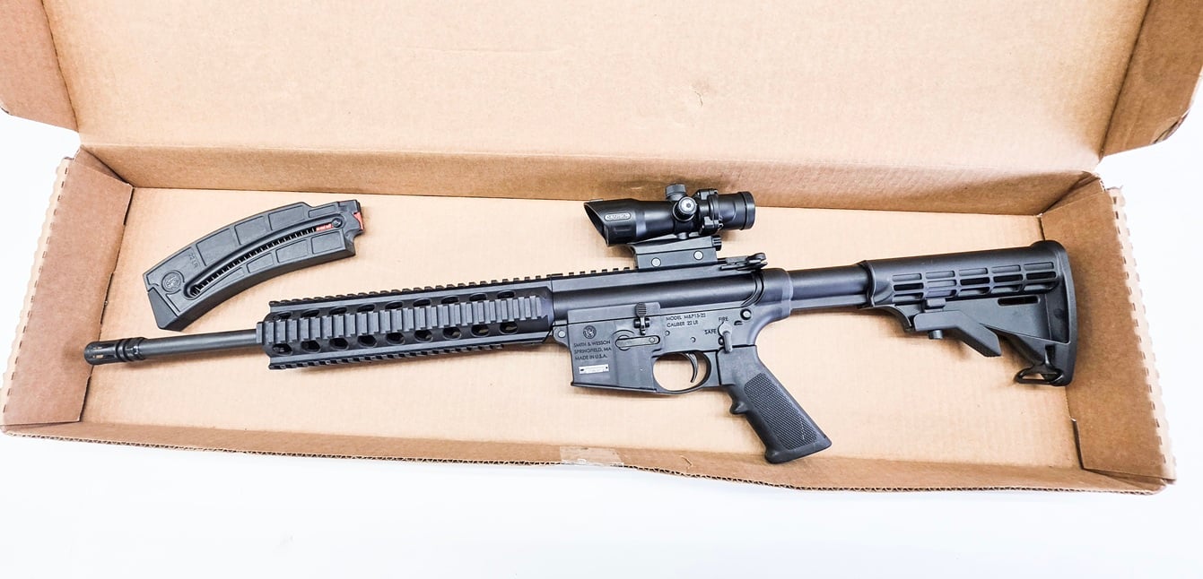 SMITH & WESSON MODEL M&P-15 CHAMBERED IN .22 LR
