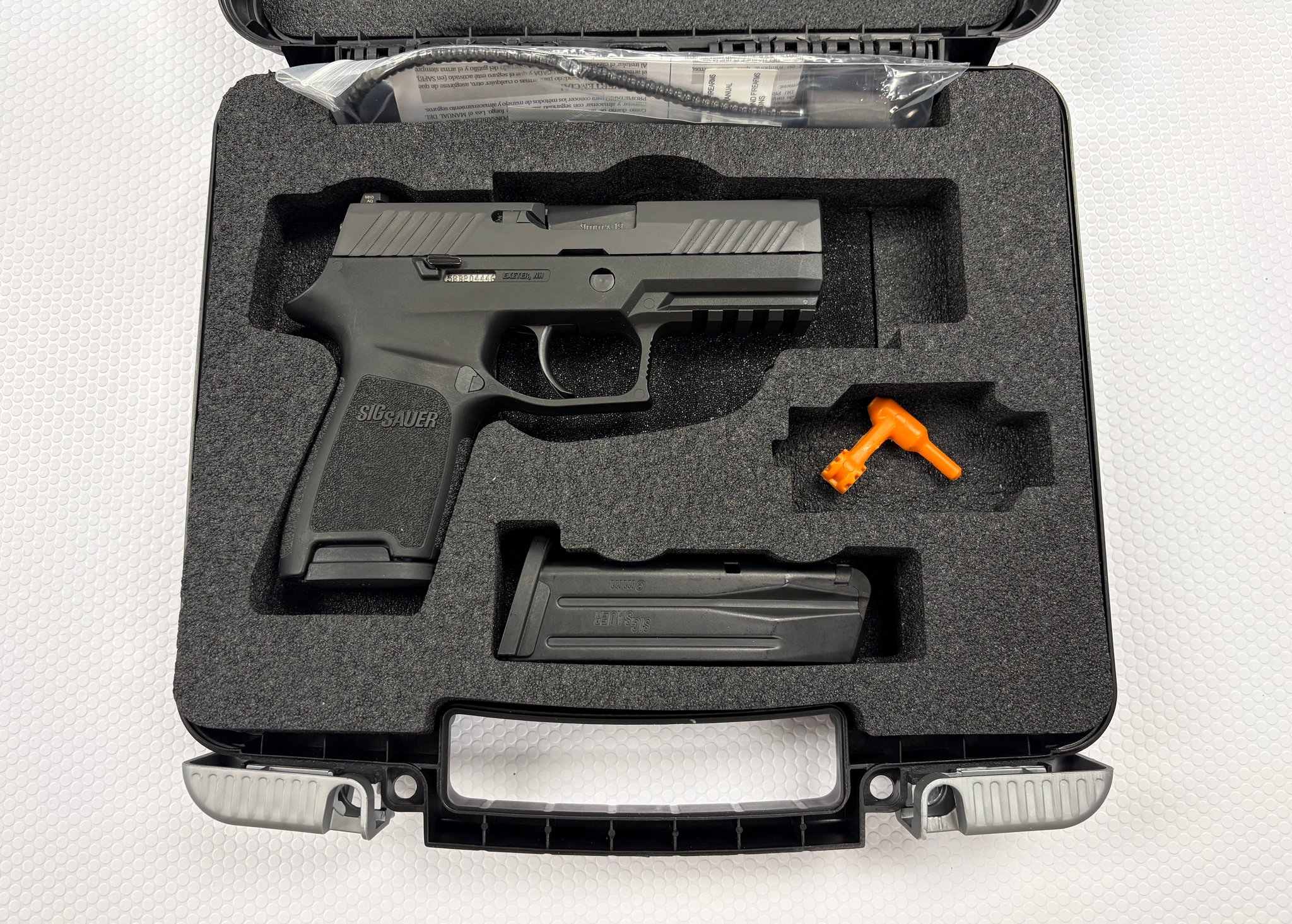 SIG SAUER P320 NITRON COMPACT